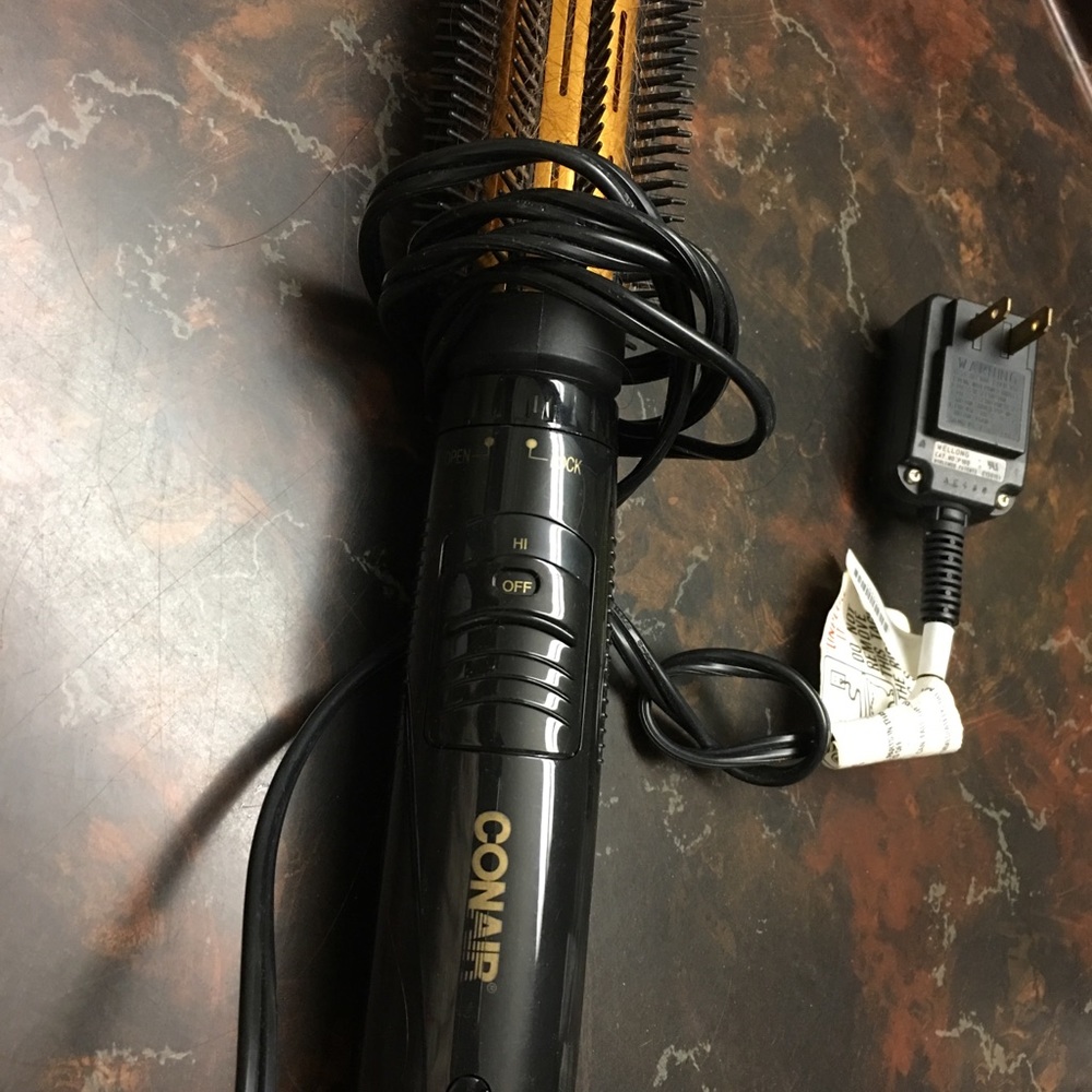 TRAVEL SIZE STRAIGHTENER AND CURLER